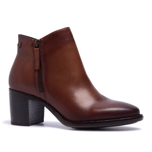 Carl Scarpa Kaya Tan Leather Ankle Boots